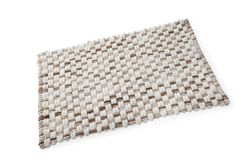 Microfibre Cable Knit Bath Mat Beige**